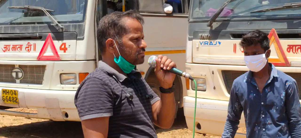 हजारो नागरीकांना परराज्यात पाठविणारा तहसीलदार सक्तीच्या रजेवर