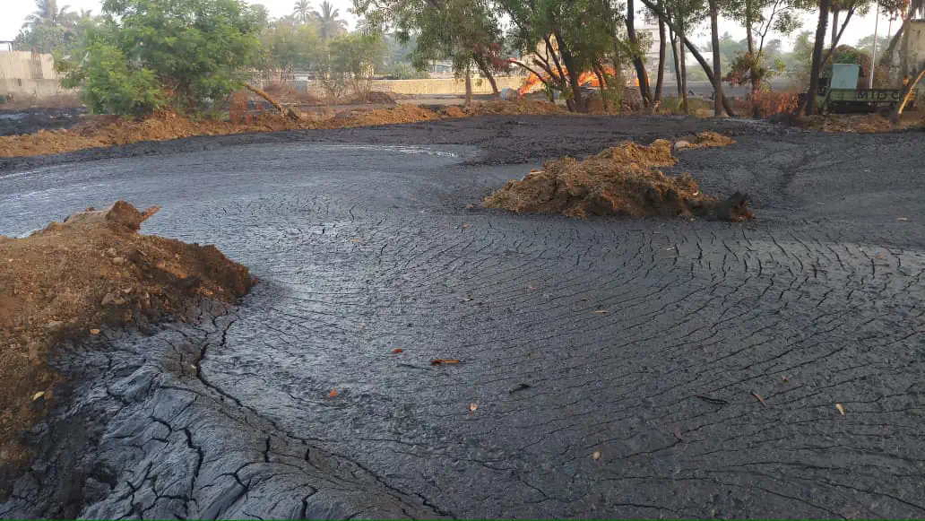 हजारो टन रासायनिक गाळ जमीनीवर