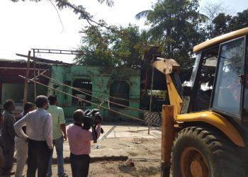 अतिक्रम हटाव कारवाईत दुजाभाव