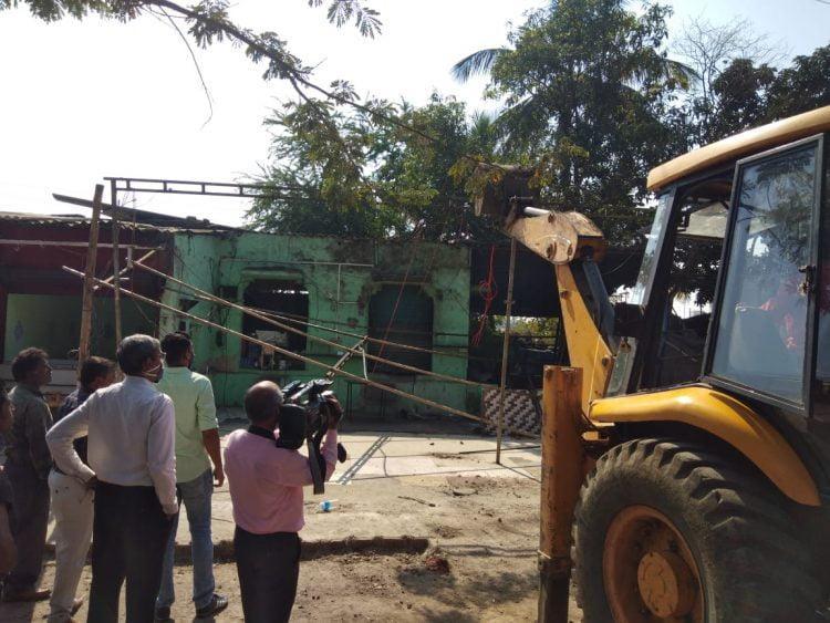 अतिक्रम हटाव कारवाईत दुजाभाव