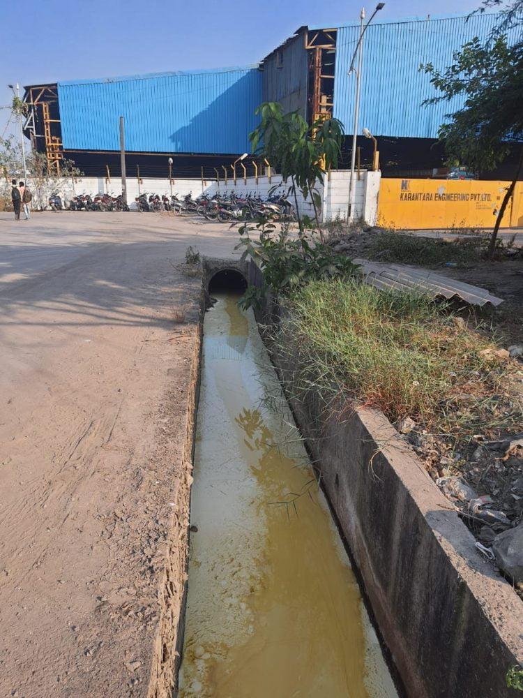 तारापुरात घातक रसायन सोडणे सुरूच