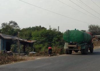 जिल्हाधिकाऱ्यांची टँकर बंदी कागदावरच!