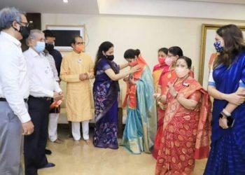 उर्मिला मातोंडकर यांचा शिवसेनेत प्रवेश