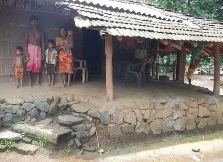 आदिवासी हक्काचा आपल्या माणसाच्या शोधात