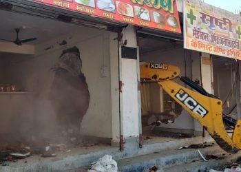 आमदारांच्या पीएच्या नावाने भूमाफियांन साठी फोन