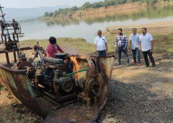वैतरणा खाडी पात्रात अनधिकृत रेती उत्खननावर कारवाई