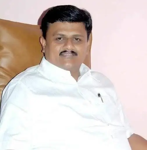 विक्रमगड आमदारांना धोका नेमका कोणापासून