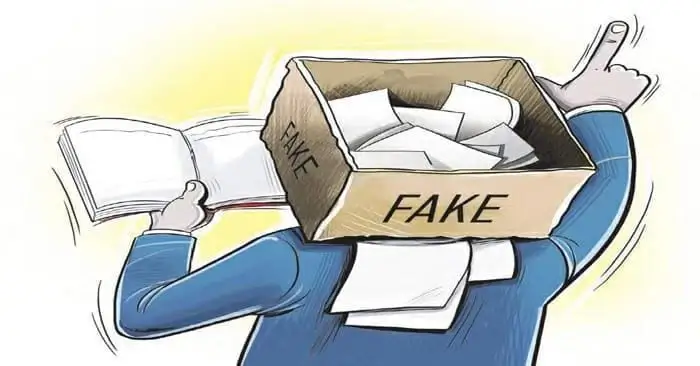 ग्रामसेवक देतात मुख्यालयी राहत असल्याचा बोगस दाखला