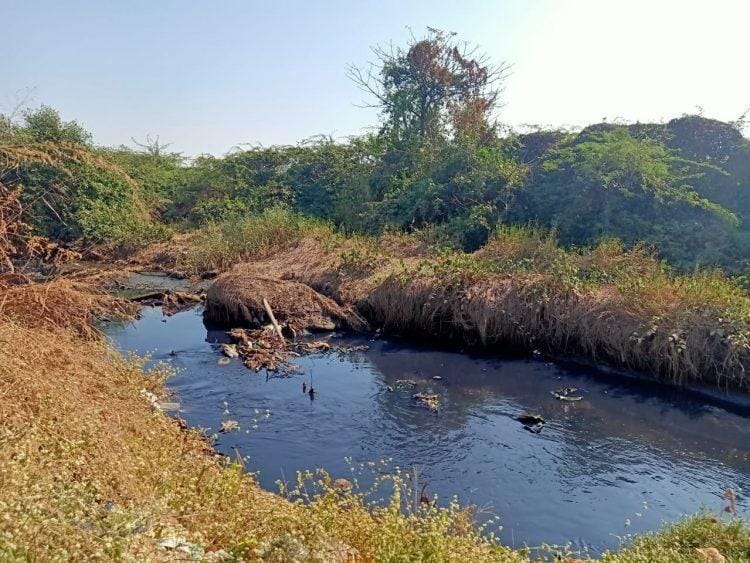 तारापुरचा भूगर्भात रंगीत रासायनिक सांडपाणी