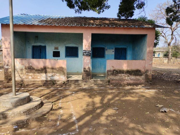 वाडा तालुक्यातील पोलीस दुरक्षेत्रांना कुलूप