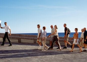 राज्यात १ हजार उमेदवारांना टुरीस्ट गाईड होण्याची संधी