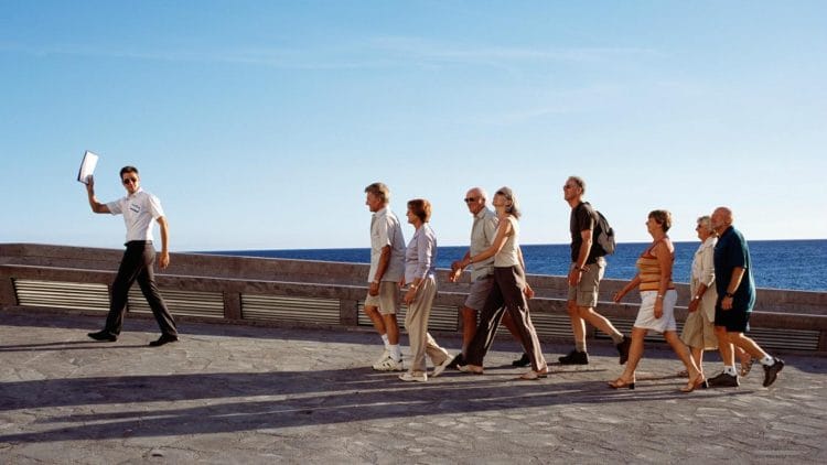 राज्यात १ हजार उमेदवारांना टुरीस्ट गाईड होण्याची संधी