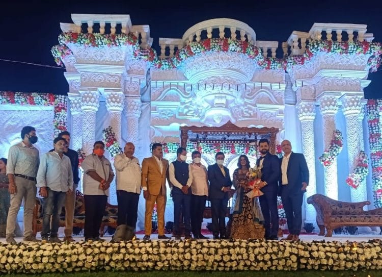 अखेर नियम धुडकावून केलेल्या लग्न सोहळ्यावर कारवाईचे आदेश