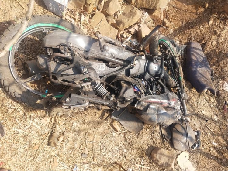 कासा – विक्रमगड मार्गावर अपघातात 4 ठार