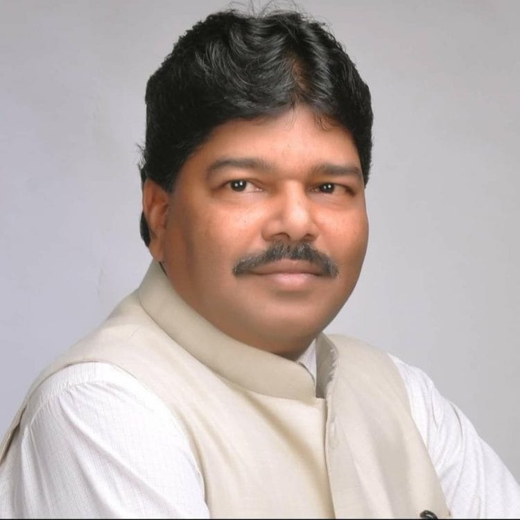 माजी आमदार पास्कल धनारे यांचे निधन