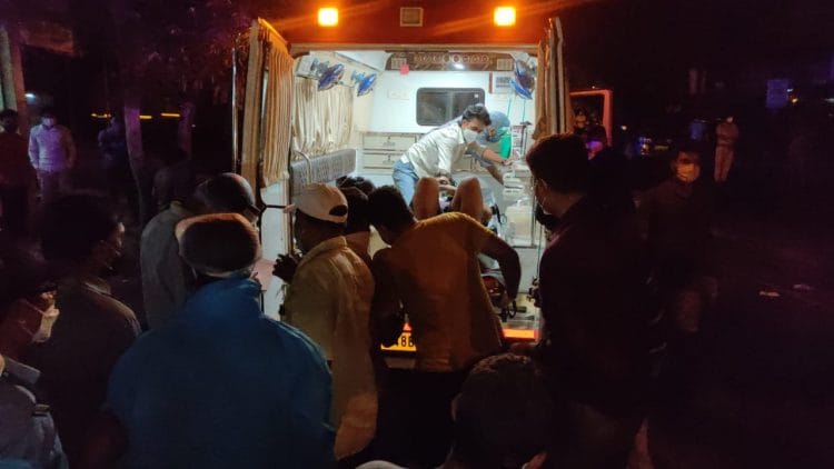 आगीत होरपळून १३ करोना रुग्णांचा मृत्यू