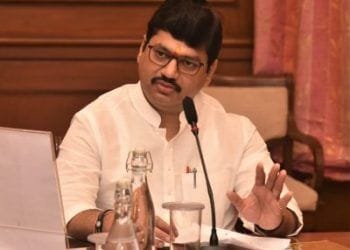 अनुदानित दिव्यांग शाळेतील शिक्षक व शिक्षकेत्तर कर्मचाऱ्यांना सातवा वेतन आयोग लागू; धनंजय मुंडे