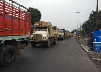 बेटेगाव चौकीवर वाहतूक कोंडी