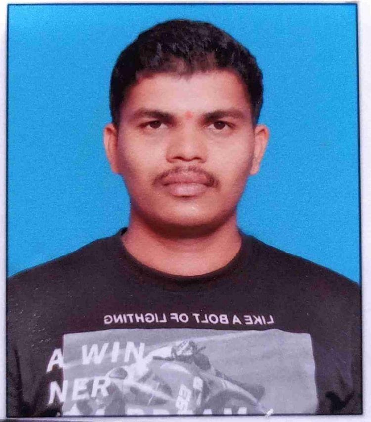 विनायक पवार या तरुणाची गगनभरारी