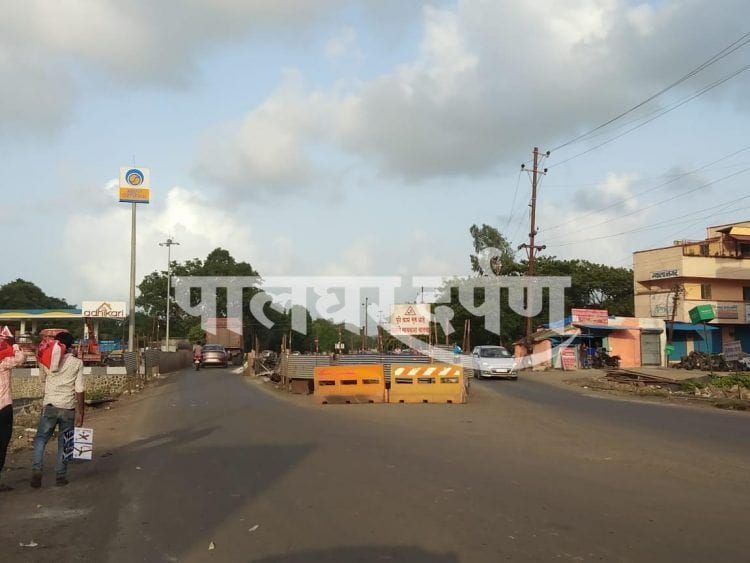 पोट ठेकेदाराने लावली रस्त्यांची वाट