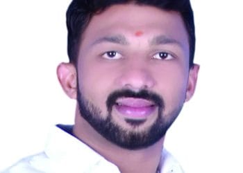 शिवसेनेच्या सुमित पिंपळेने घातला 1 कोटी 28 लाखाचा गंडा