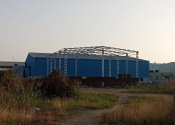 रहिवासी क्षेत्रांत अनधिकृत कारखान्यांचे बांधकाम