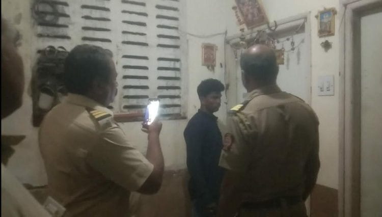 पत्रकारामुळे गांजा माफिया पोलिसांच्या ताब्यात