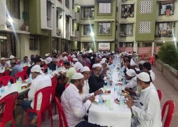 इफ्तार पार्टीतून नेमके साध्य काय होतंय/ कोणता संदेश!