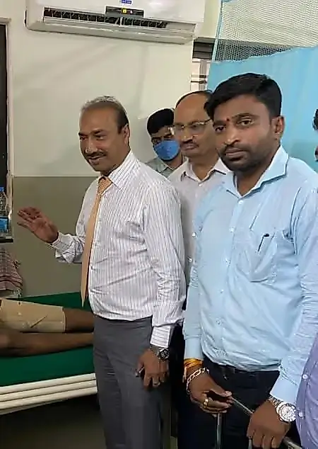 विराजच्या मामाचे गावगुंड मोकाट!