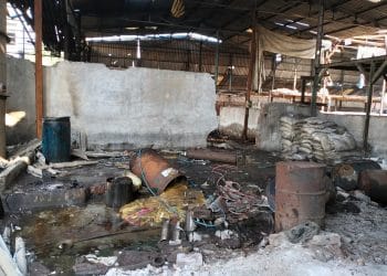 बंद कारखाने भंगार माफियांना पोलिसांच्या मदतीने मोकळे रान