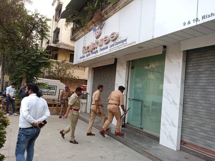 बंदुकीचा धाक दाखवून बोईसर मध्ये दरोडा